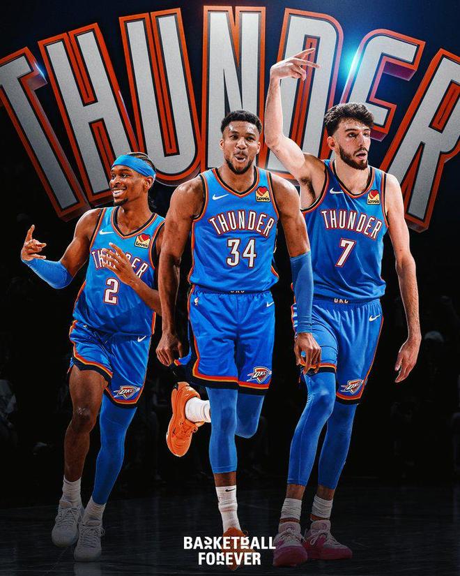 禁飞区！海斯守护篮筐腾空暴起 大帽扇飞哈珀上篮（篮下禁飞令！海斯腾空封筐，一记大帽扇走哈珀上篮）