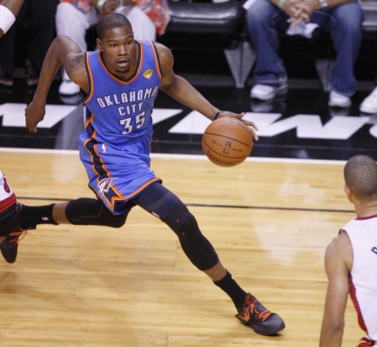 老年太极丹首局都会给人一种错觉林丹原来也没那么难打（老年版太极丹首局常造错觉：林丹看起来并不难打）