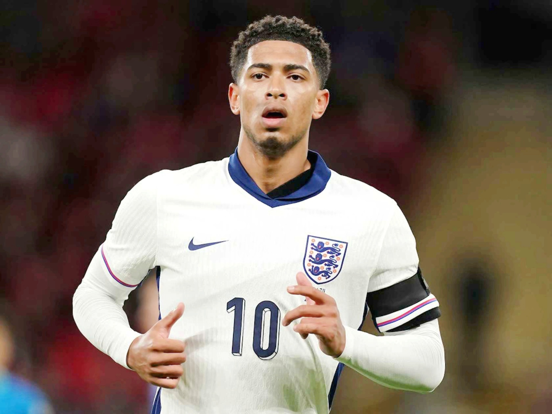 6场贡献9球1助攻，卡扎伊什维利当选中超9／10月最佳球员（6战斩9球送1助，卡扎伊什维利荣膺中超9-10月最佳球员）