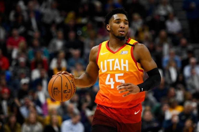 拜仁“小王子”卡尔的巨星之路 偶像梅西但不想和谁比较（拜仁“小王子”卡尔：逐梦巨星，以梅西为偶像却拒绝比较）