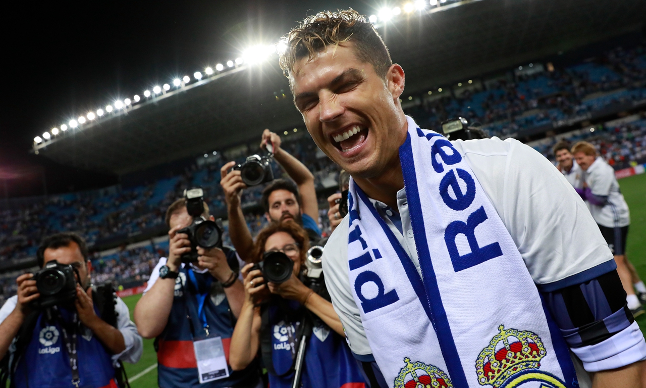 库里圣诞大战会穿什么鞋？ 他说：“我有一些很棒的想法”（库里谈圣诞大战战靴：已准备多个绝佳创意）