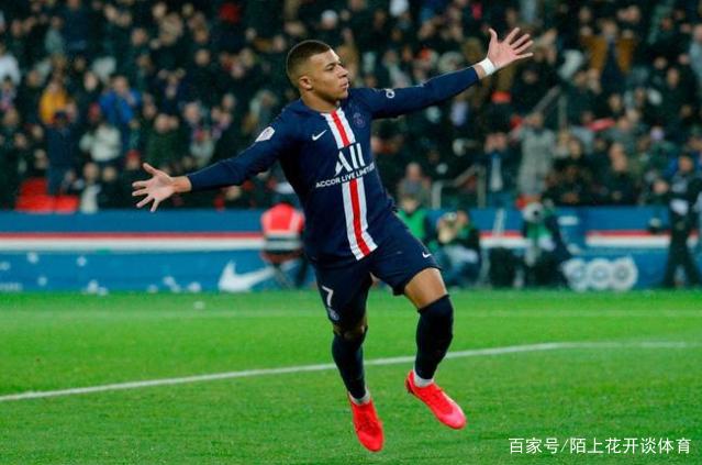 本泽马：皇马缺少有经验的人，能站出来说“这个地方你做错了”（本泽马：皇马缺少经验领袖，能站出来说“这里你做错了”的人太少）