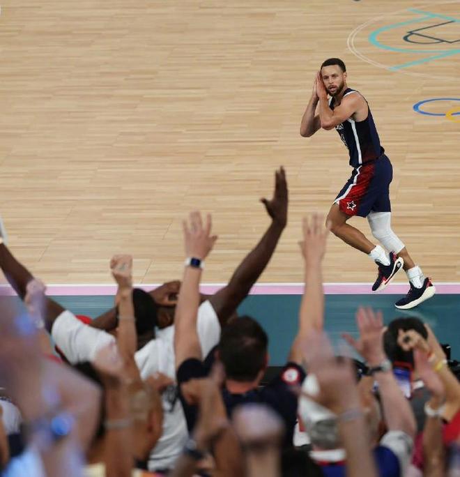 孔德的双重失误导致巴塞罗那开局落后，但随后他用助攻弥补了错误（孔德连犯两错致巴萨早早落后，随后用助攻将功补过）