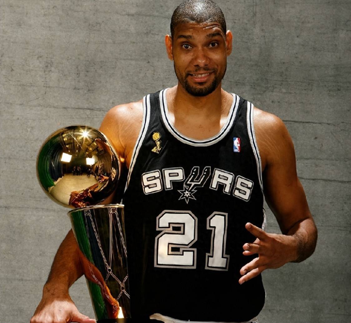 6万座的专业足球场，鲁媒分享黄河体育中心足球场建造情况（鲁媒详解黄河体育中心6万座专业足球场建设进展）