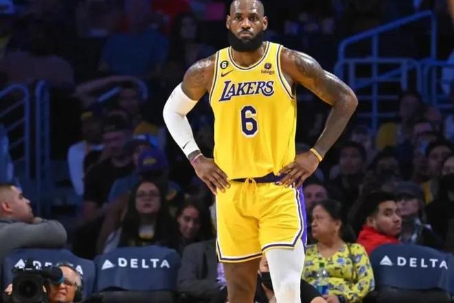 CBA：浙江男篮客场大胜新疆（CBA：浙江男篮客场轻取新疆）