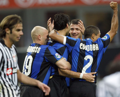 半场战报：瓦伦西亚0-0塞维利亚（半场战况：瓦伦西亚与塞维利亚互交白卷）