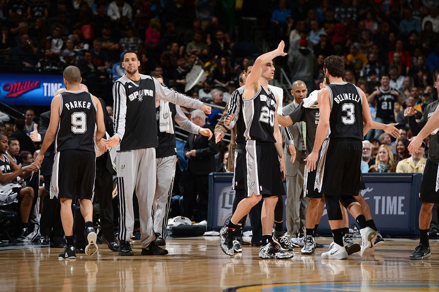 李新翔：我的第一次中超冠军；海港是冠军，连冠无人能撼动（李新翔收获中超首冠：海港加冕，连冠之势难撼）