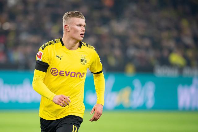 湖人板凳哑火半场仅得7分，马刺三大板凳合砍29分压制湖人（湖人替补熄火半场仅7分，马刺三替补合力轰29分占上风）